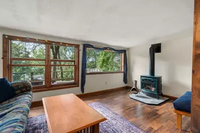 19 Lakeview Dr, Holland, MA 01521 - Photo 16