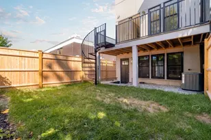 11 Lothrop St, Boston, MA 02135 - Photo 38