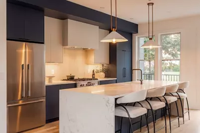 11 Lothrop St #11, Boston, MA 02135 - Photo 2
