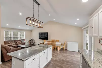 30 2nd St, Worcester, MA 01605 - Photo 16