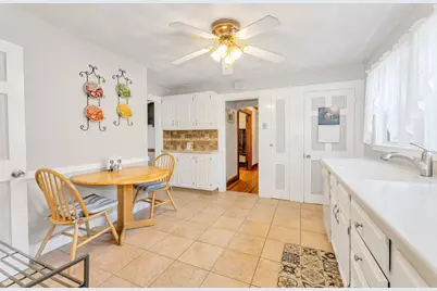 45 Hemlock Rd, Boston, MA 02132 - Photo 12