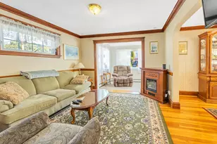45 Hemlock Rd, Boston, MA 02132 - Photo 6