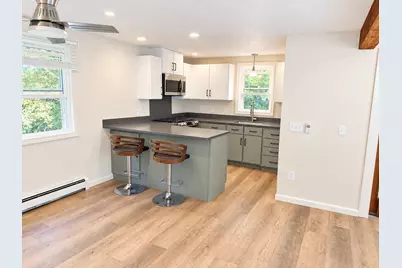 233 Pinecrest Beach Dr, Falmouth, MA 02536 - Photo 10