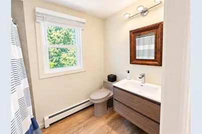 233 Pinecrest Beach Dr, Falmouth, MA 02536 - Photo 14