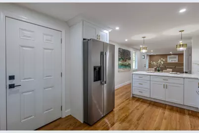 308 Laurel St, Bridgewater, MA 02324 - Photo 10