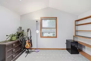 31 Wildrose Ave, Worcester, MA 01602 - Photo 16