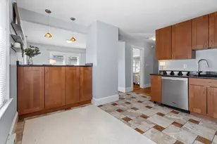 73 Highland St, Waltham, MA 02453 - Photo 6