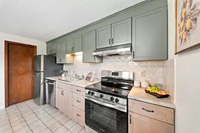 39 Mountain St #39, Woburn, MA 01801 - Photo 16
