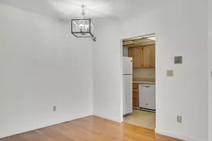 2353 Massachusetts, Cambridge, MA 02140 - Photo 14