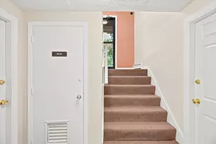 13 Cross St, Chelmsford, MA 01863 - Photo 16