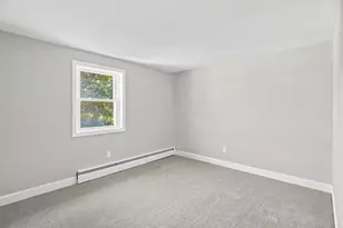 13 Cross St, Chelmsford, MA 01863 - Photo 12
