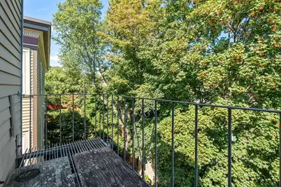 83 Francis St #5, Brookline, MA 02446 - Photo 18