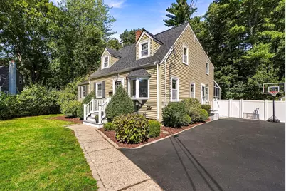34 Audrea Rd, Framingham, MA 01701 - Photo 2