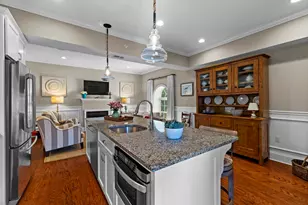 616 E 4th St, Boston, MA 02127 - Photo 14