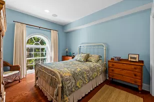 616 E 4th St, Boston, MA 02127 - Photo 16