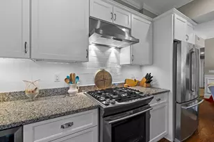 616 E 4th St, Boston, MA 02127 - Photo 12