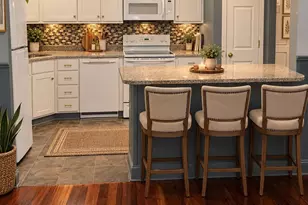 70 Warren Ave, Chelsea, MA 02150 - Photo 2