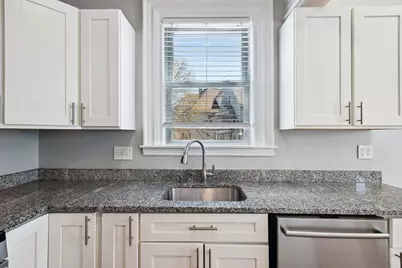 40 Humphreys St, Boston, MA 02125 - Photo 10