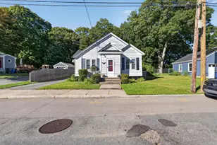 578 Valentine St, Fall River, MA 02720 - Photo 6