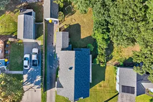 578 Valentine St, Fall River, MA 02720 - Photo 4