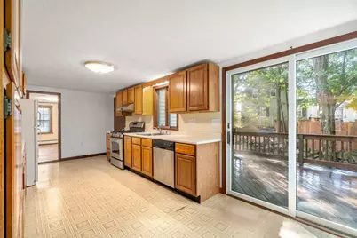 32 Elm Street, Hudson, MA 01749 - Photo 6