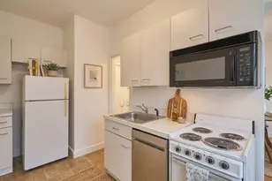 1677 Commonwealth Ave, Boston, MA 02135 - Photo 12