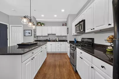 131 Derby St #1R, Salem, MA 01970 - Photo 8
