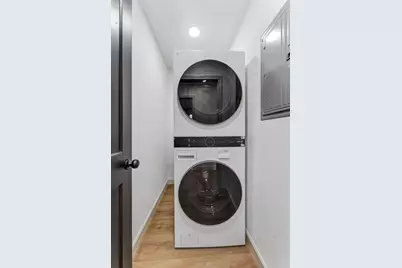 10 Buffalo Ct, Providence, RI 02909 - Photo 24