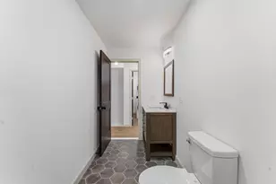 10 Buffalo Ct, Providence, RI 02909 - Photo 20
