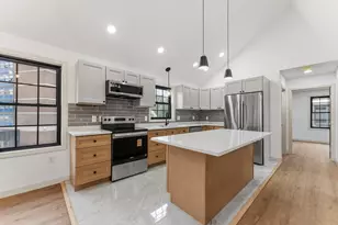 10 Buffalo Ct, Providence, RI 02909 - Photo 12