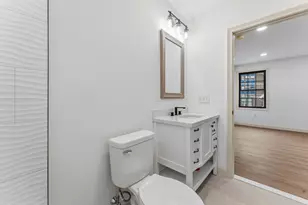 10 Buffalo Ct, Providence, RI 02909 - Photo 26