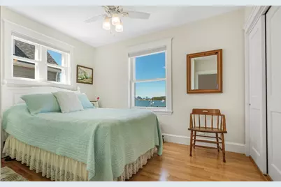 807 Shirley St, Winthrop, MA 02152 - Photo 14