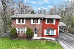 620 Ledge Rd, Seekonk, MA 02771 - Photo 1
