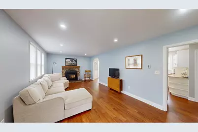 620 Ledge Rd, Seekonk, MA 02771 - Photo 4