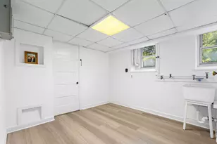 8 Oakmount Cir, Lexington, MA 02420 - Photo 34