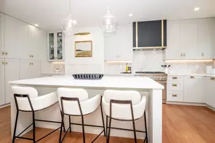 109 Lakeview Ave, Cambridge, MA 02138 - Photo 10