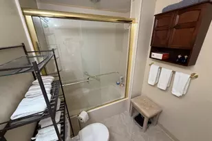 2001 Marina Dr, Quincy, MA 02171 - Photo 24