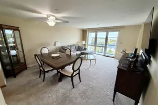 2001 Marina Dr, Quincy, MA 02171 - Photo 18