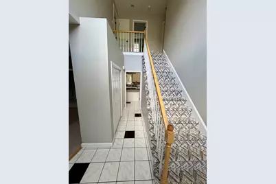 24 Penniman Cir, Stoughton, MA 02072 - Photo 4