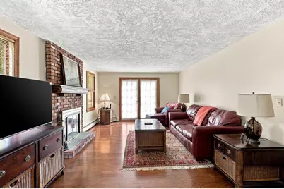 6 Laurel Road, Blackstone, MA 01504 - Photo 4