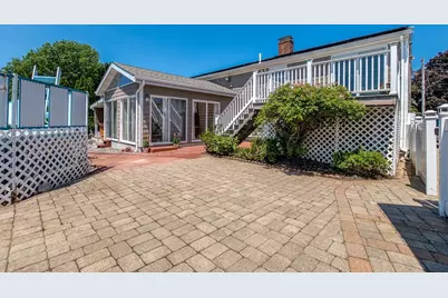 21 Cardosi Ct, Pawtucket, RI 02861 - Photo 38