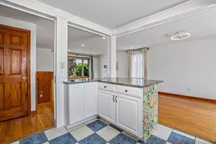 21 Cardosi Ct, Pawtucket, RI 02861 - Photo 8