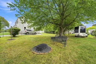 162 Clark St, Worcester, MA 01606 - Photo 26