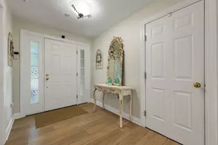 28 Deborah Ln, Dover, NH 03820 - Photo 2