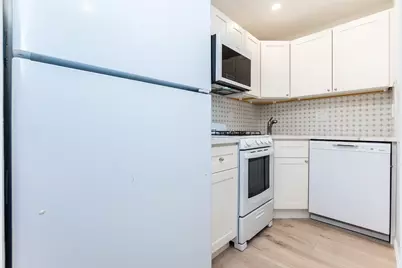 142 Kenrick #23, Boston, MA 02135 - Photo 6