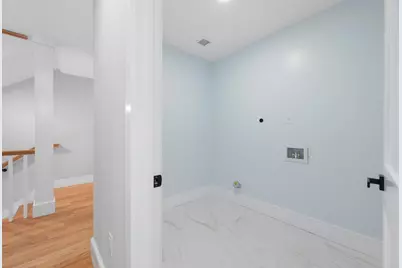 595 Winthrop St, Medford, MA 02155 - Photo 26