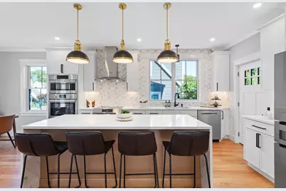595 Winthrop St, Medford, MA 02155 - Photo 8