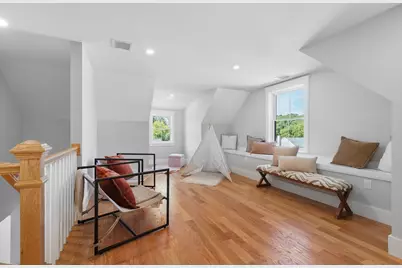 595 Winthrop St, Medford, MA 02155 - Photo 28