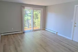 22 Hampson St, Attleboro, MA 02703 - Photo 2