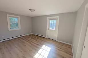 22 Hampson St, Attleboro, MA 02703 - Photo 10